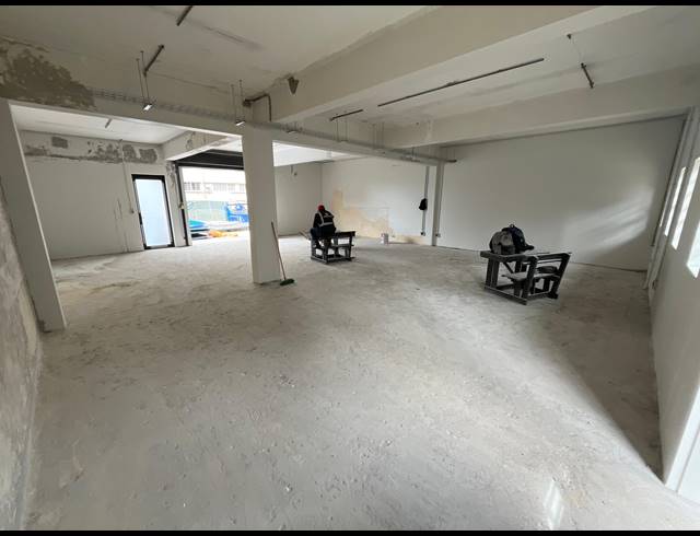 301M² WAREHOUSE TO LET IN NDABENI